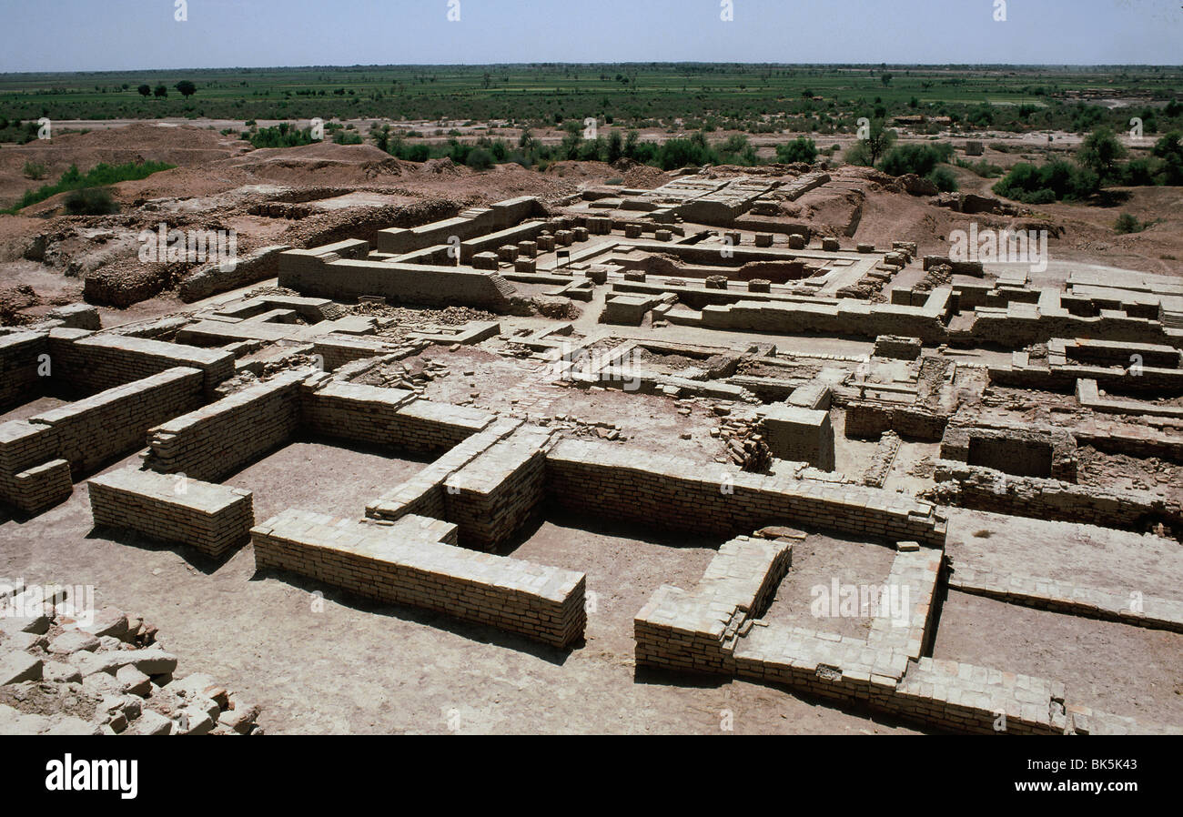 Blick auf die Ruinen, Mohenjodaro, UNESCO-Weltkulturerbe, Pakistan, Asien Stockfoto