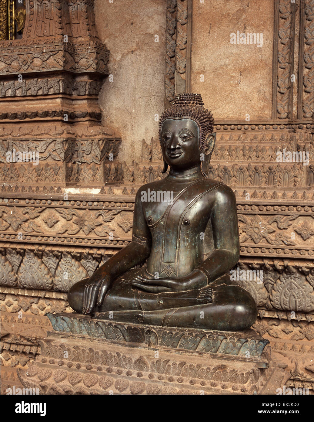 Lan Xang Stil bronze-Buddha aus der Zeit zwischen dem 17. und 19. Jahrhundert, Ho Pha Kaew Museum, Vientiane, Laos Stockfoto