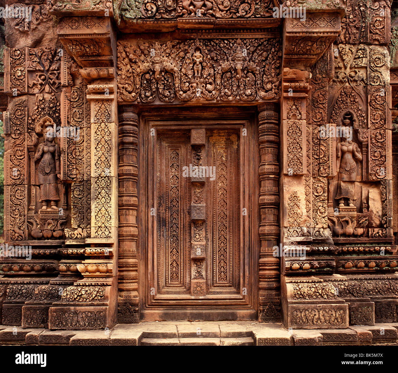 Banteay Srei, stammt aus der zweiten Hälfte des 10. Jahrhunderts, Angkor, UNESCO World Heritage Site, Kambodscha Stockfoto