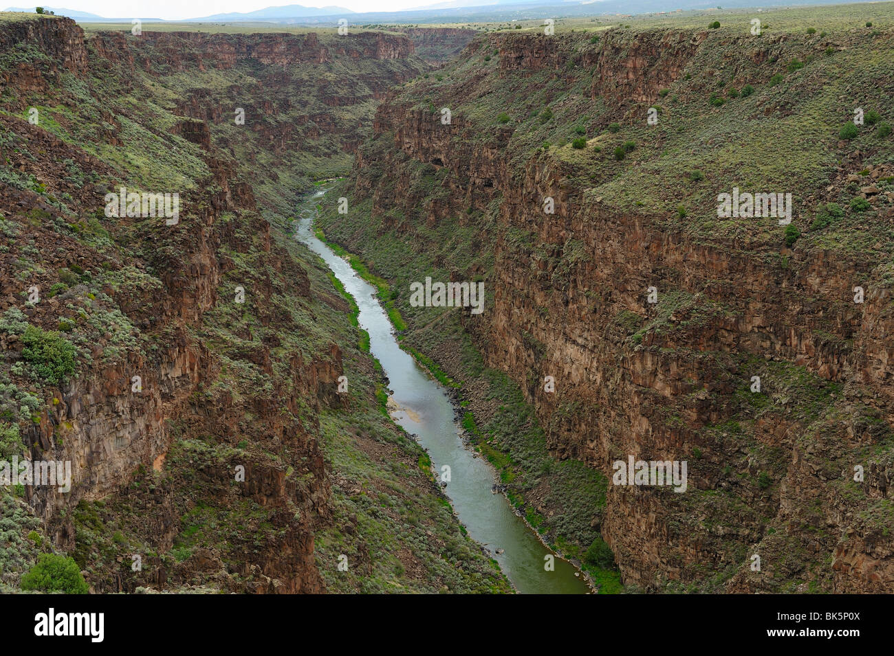 Rio Grande River in der Nähe von Taos City, New Mexiko. Stockfoto