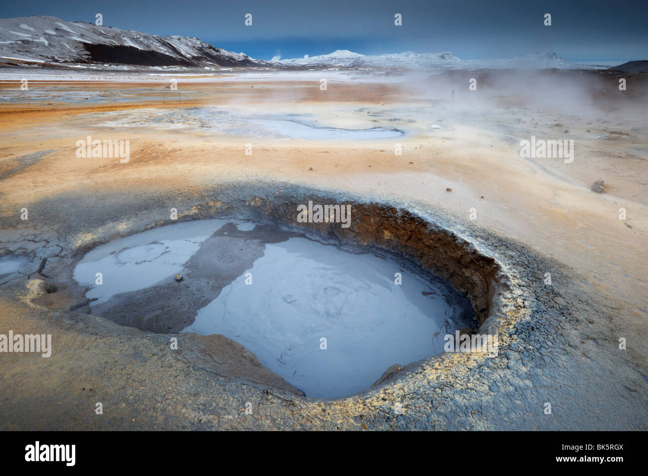 Schlammpötte bei Namaskard geothermische Gebiet (Namafjall-Hverarond), in der Nähe von See Myvatn und Reykjahlid, North Island, Island Stockfoto