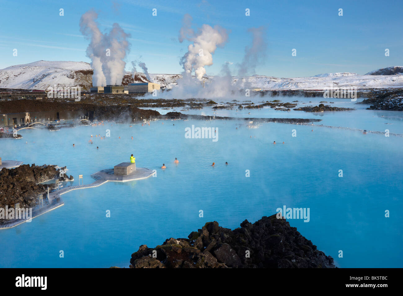 Menschen entspannen im Blue Lagoon geothermischen Spa, Grindavik, Halbinsel Reykjanes Reykjavik Stockfoto