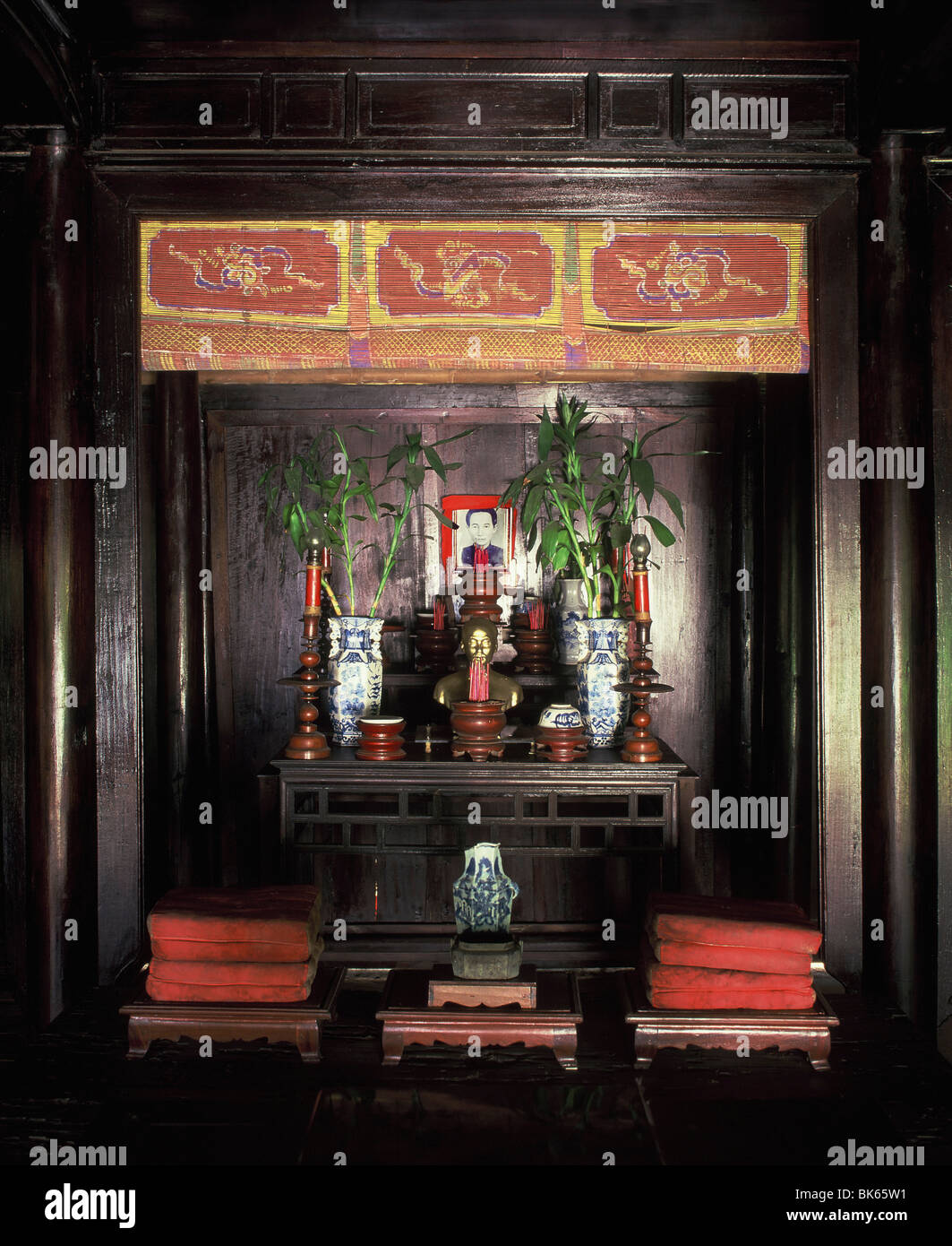 Heiligtum in das Geburtshaus von Ho Chi Minh, Hue, Vietnam, Indochina, Südostasien, Asien Stockfoto
