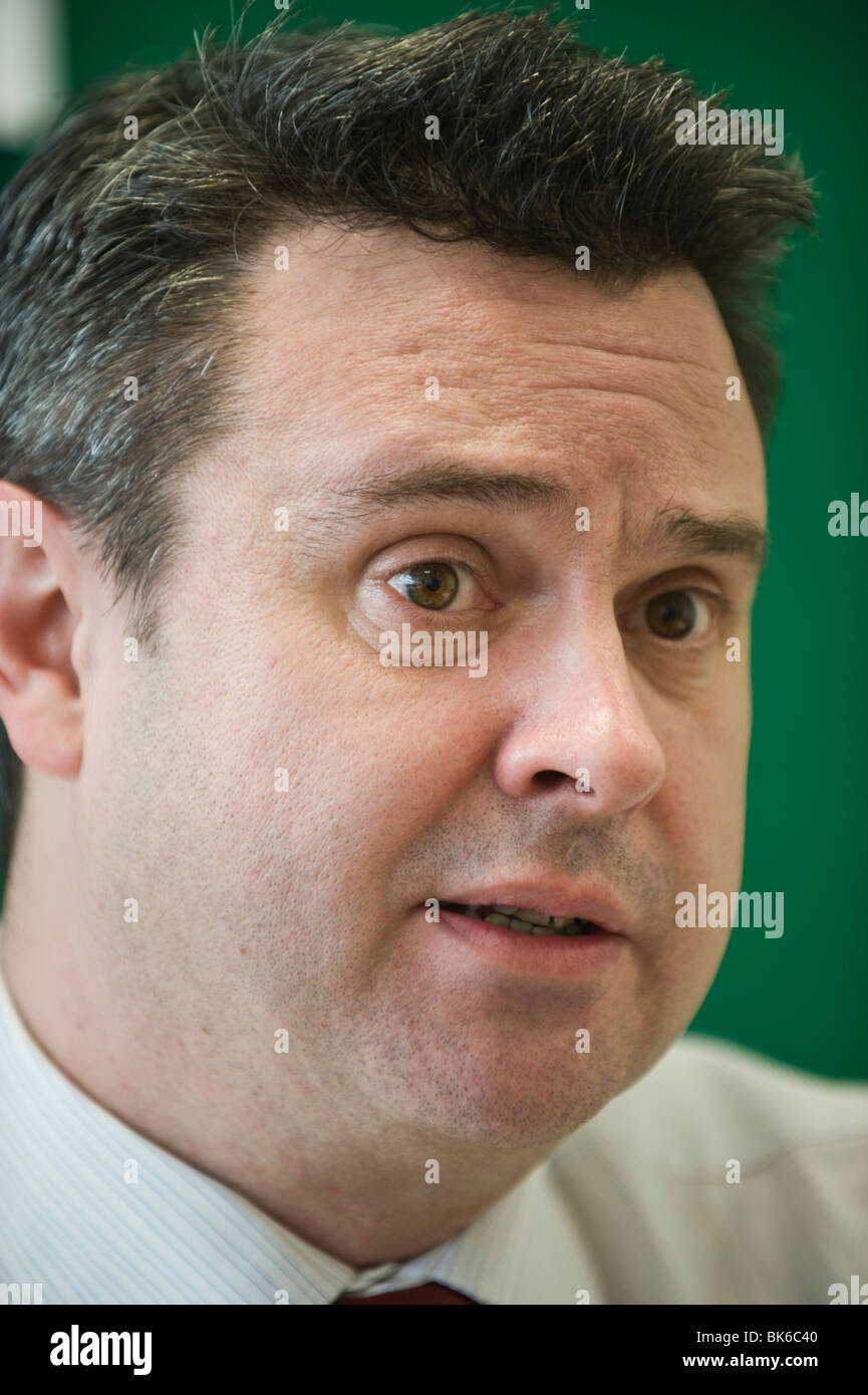 Huw Lewis AM walisischen Ratsmitglied für Merthyr Tydfil und Rhymney und Stellvertreter des Ministers für Kinder in der Waliser Versammlung Regierung Stockfoto