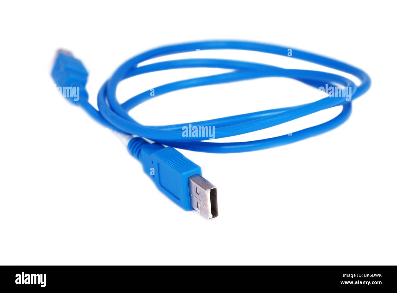 USB-Kabel isoliert auf weiss Stockfoto