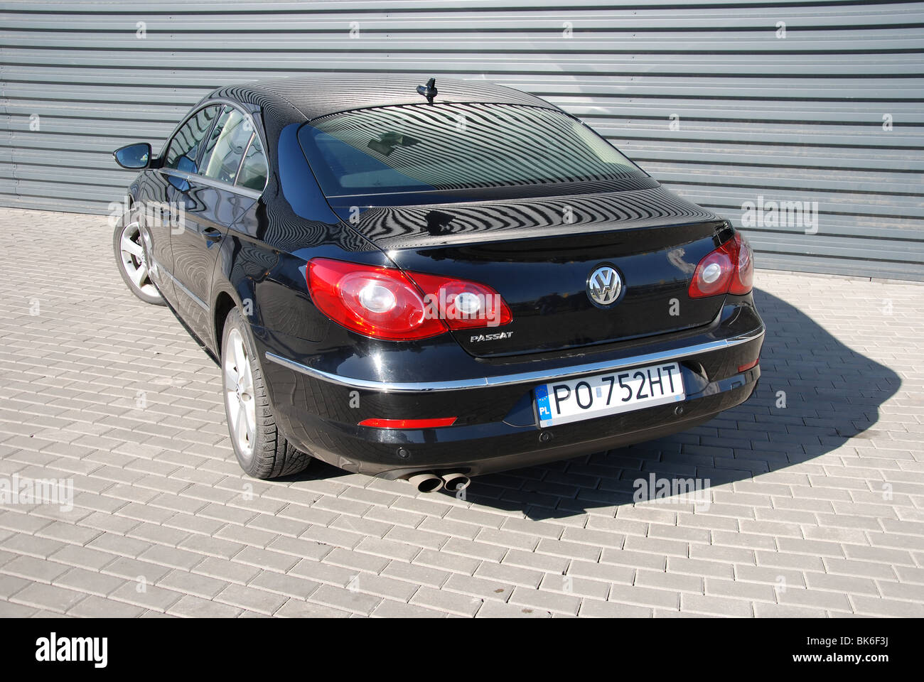 Volkswagen Passat CC 2.0 TDI - 2008 - schwarz Metallic - fünf Türen (5D) - Deutsches Mittelklasse-Auto, Segment D Stockfoto