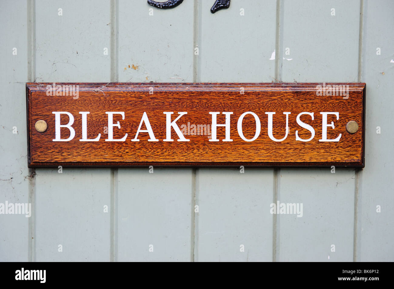 Eine Türschild mit der Aufschrift Bleak House Stockfoto