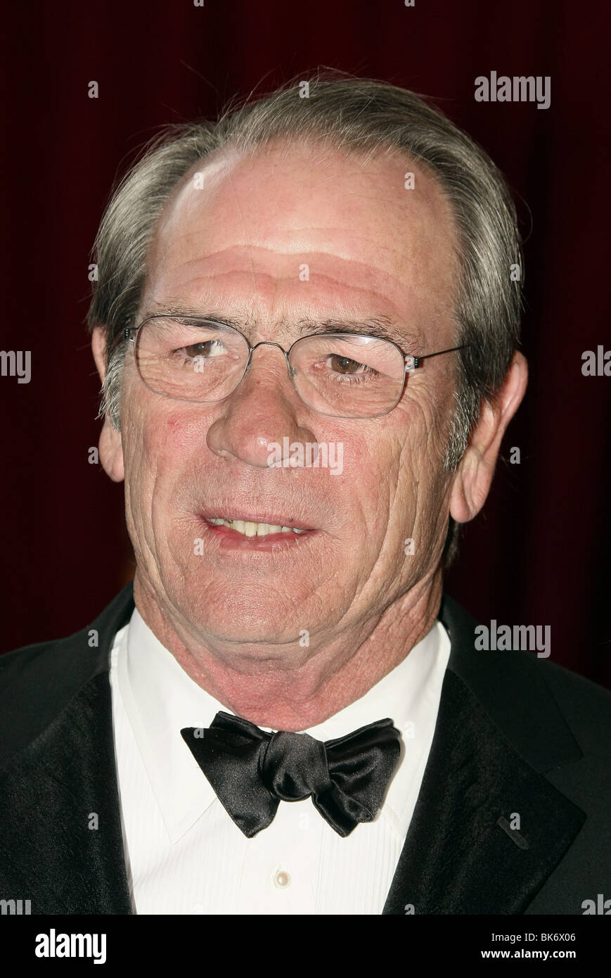 TOMMY LEE JONES 80. ACADEMY AWARDS Ankünfte HOLLYWOOD LOS ANGELES USA 24. Februar 2008 Stockfoto