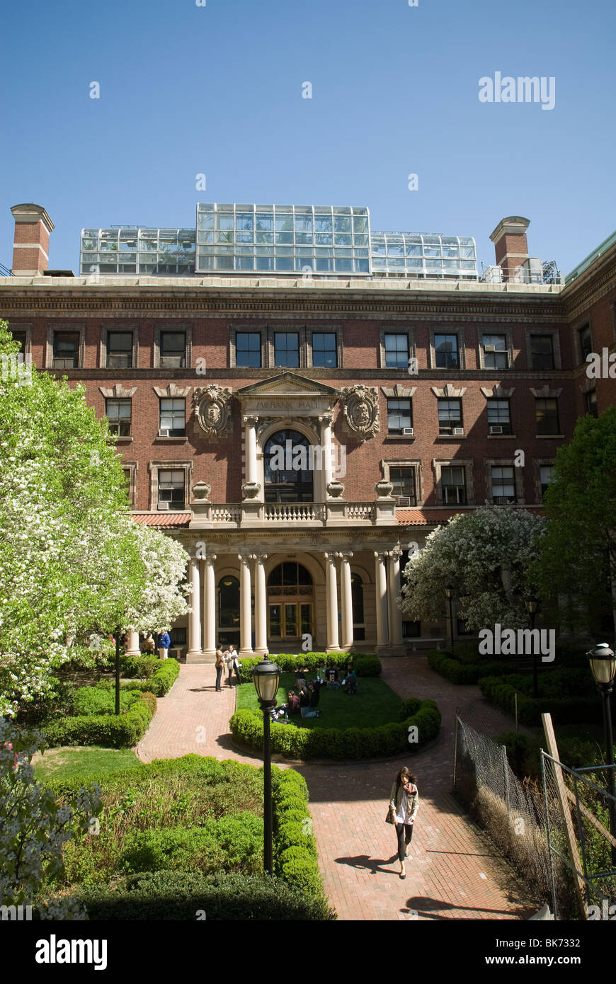 Arthur Ross Gewächshaus auf Millbank Hall am Barnard College in New York Stockfoto