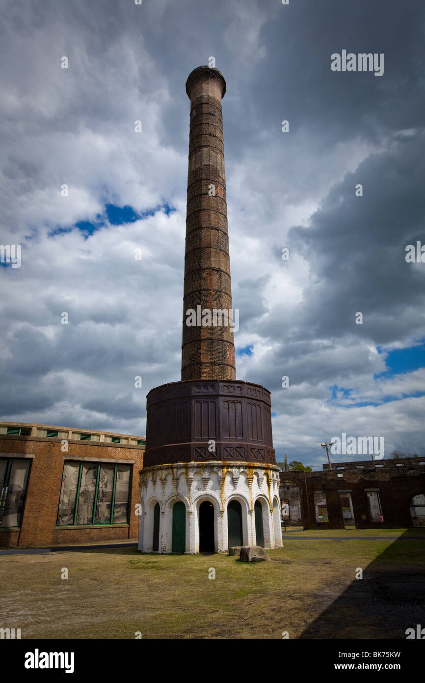 Schornstein im Roundhouse Railroad Museum, Savannah, Georgia Stockfoto