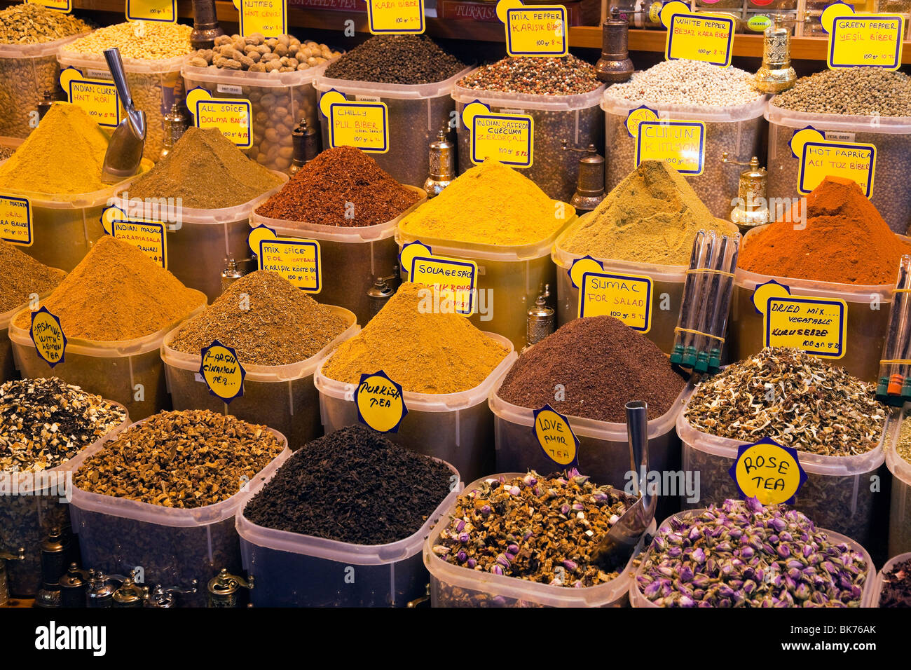 Exotischen Gewürzmarkt in Istanbul, Türkei. Stockfoto