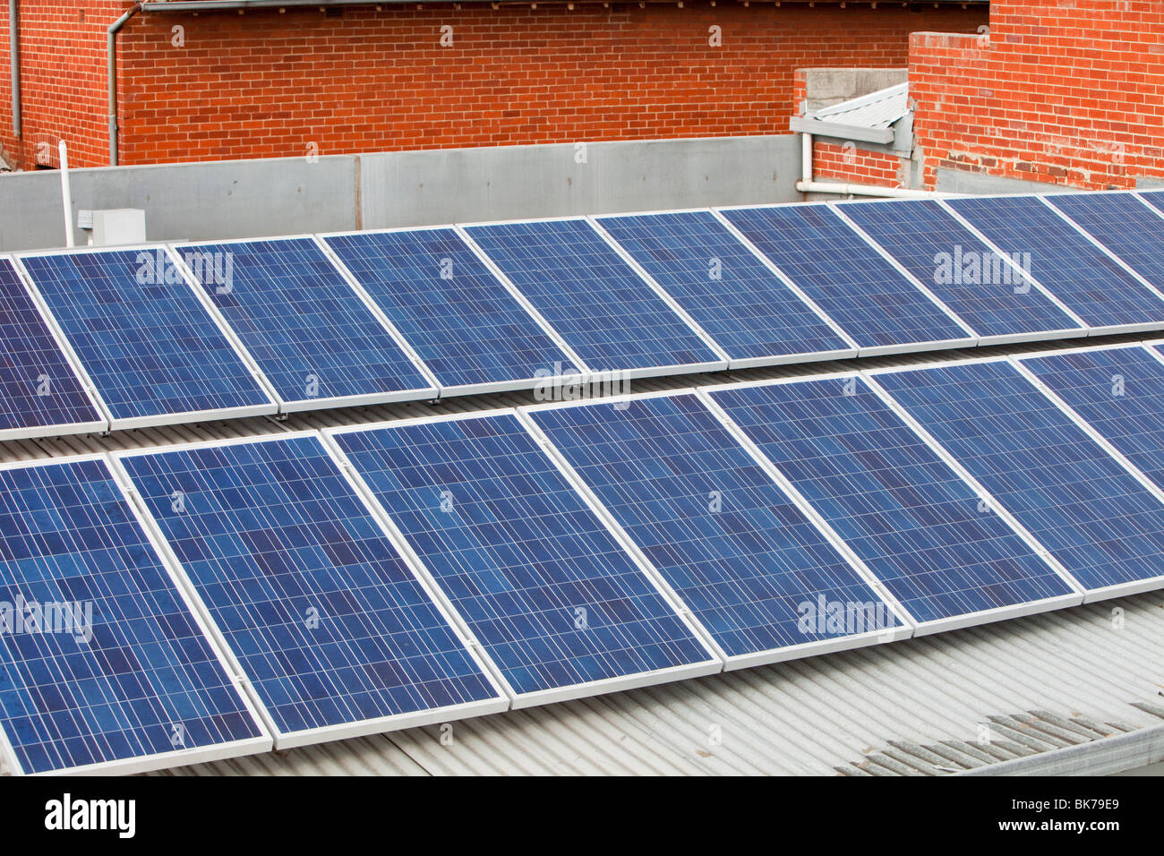 Der einzige Supermarkt in Australien durch Sonnenkollektoren in Melbourne mit Strom versorgt werden. Stockfoto