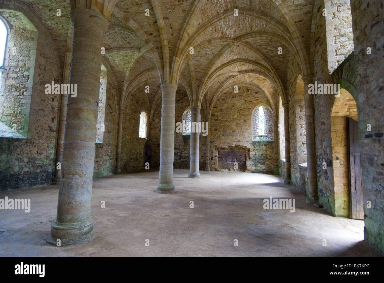 Krypta, Ruinen der Battle Abbey, Schlacht, Sussex, England, Vereinigtes Königreich, Europa Stockfoto