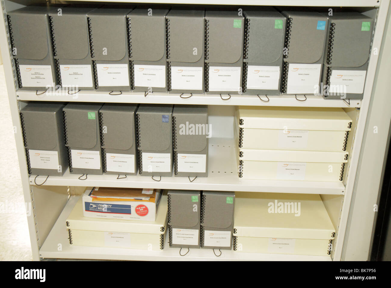 Nationale journalistische bibliothek Fotos und Bildmaterial in hoher