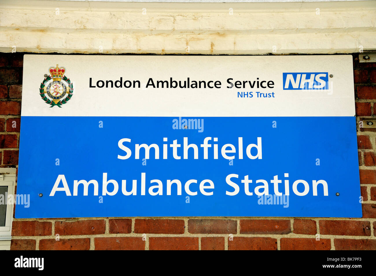 Smithfield Ambulance Station Zeichen City of London England UK Stockfoto