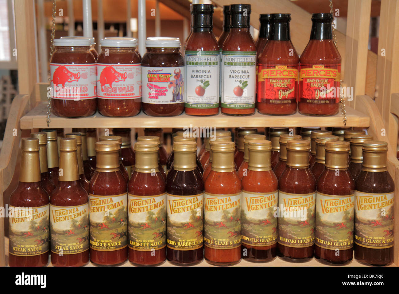 Alexandria Virginia, Altstadt, South Union Street, die Virginia Shopping Shopper Shopper shoppen shoppen Geschäfte Markt Märkte Markt kaufen verkaufen, Einzelhandel zu Stockfoto