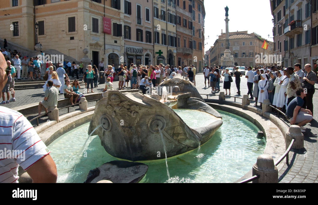 Piazza di Spagna Rom Brunnen Stockfoto