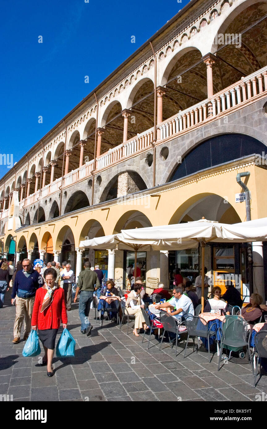 Padua, Piazza delle Erbe, Salone & Markt Stockfoto
