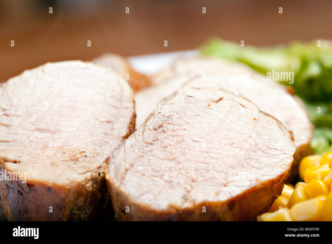 Gegrilltes Fleisch mit Gemüse, leckeres Essen Stockfoto