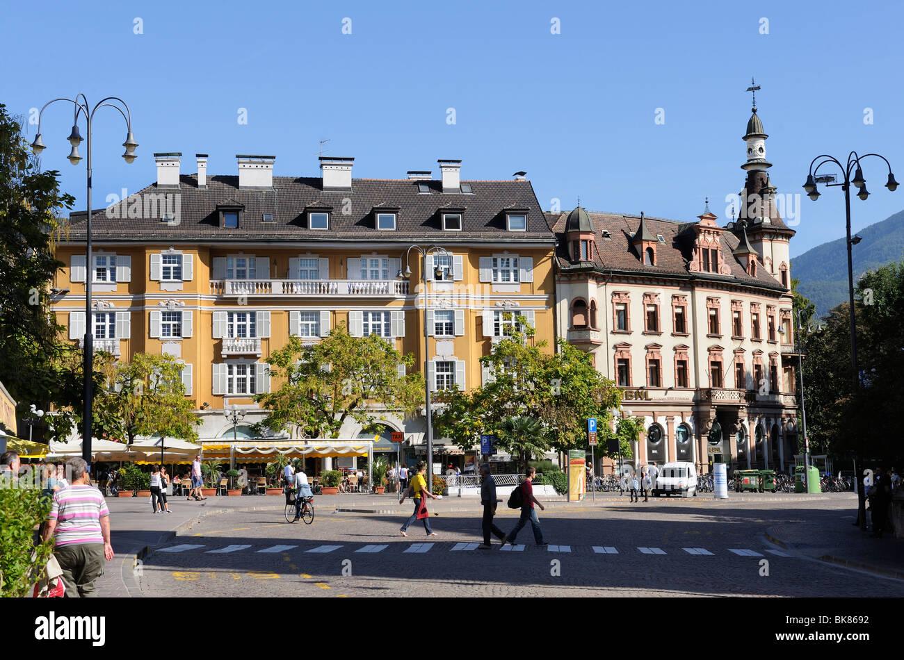 Häuser auf der Piazza Walther-Platz, Bozen, Südtirol, Südtirol, Italien, Europa Stockfoto