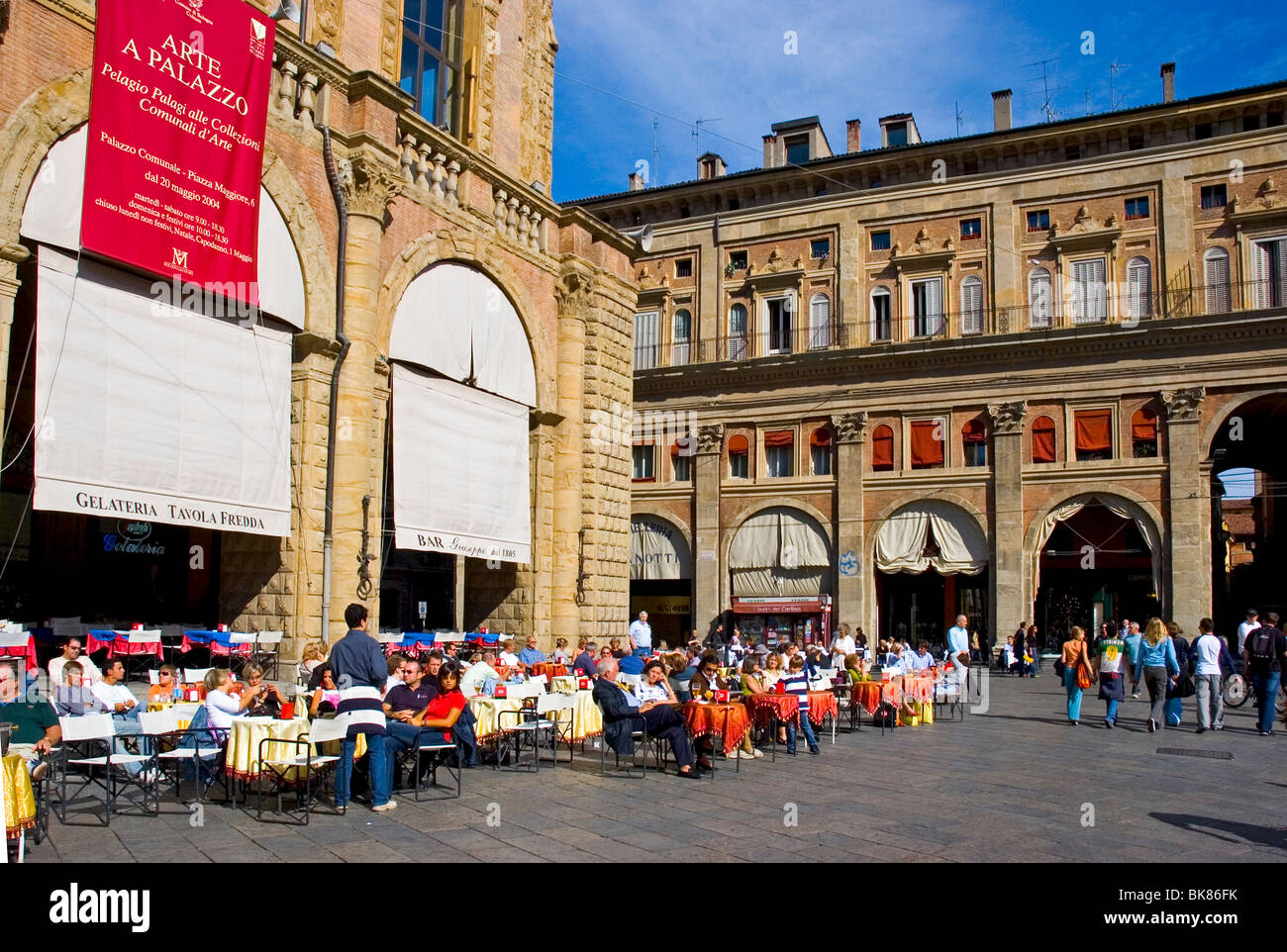 Restaurants bologna Fotos und Bildmaterial in hoher Auflösung Alamy