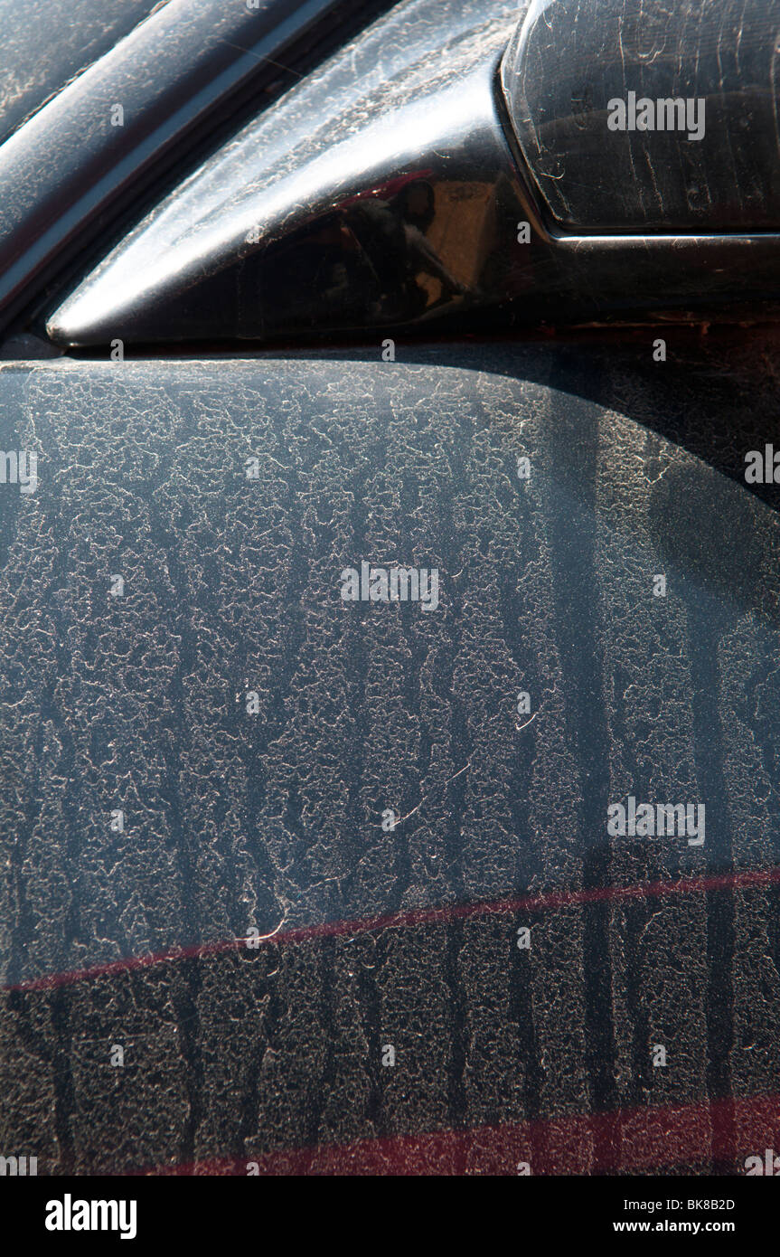 Asche aus der Vulkanausbruch in Island ließen sich auf dem Auto in England, April 2010 Stockfoto