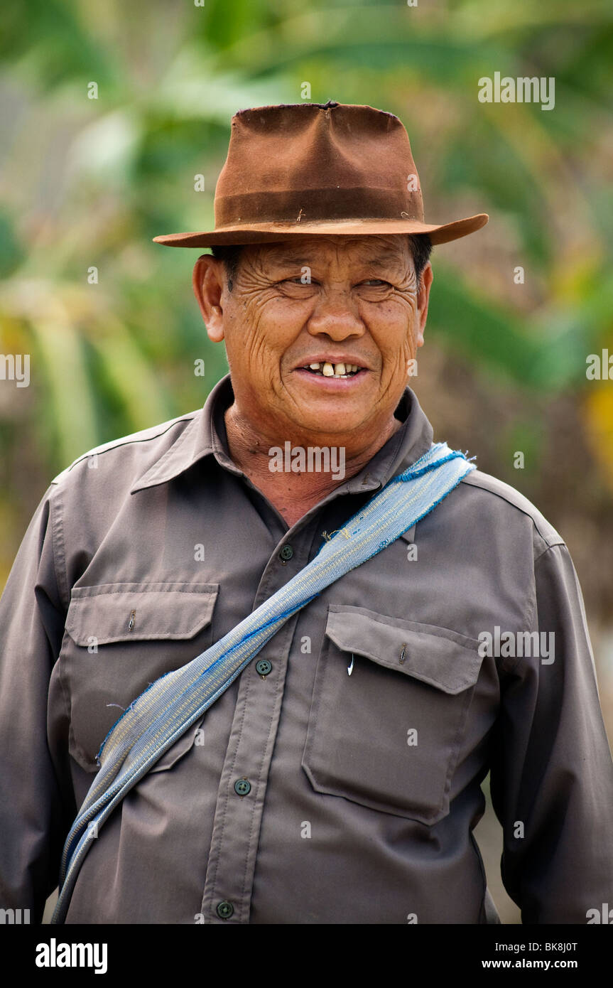 Lokalen Thai Mann in ländlichen Chiang Mai, Thailand. Stockfoto