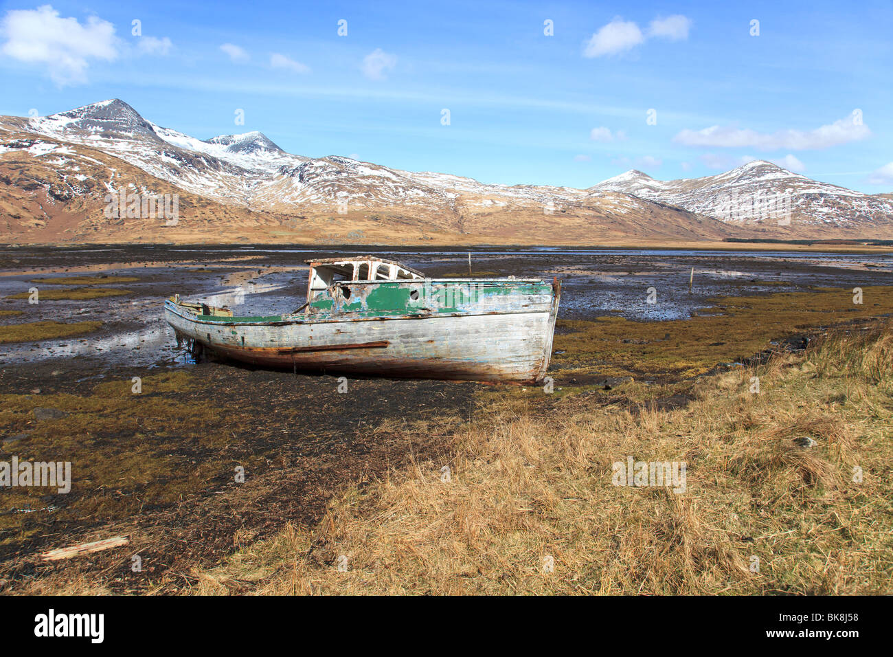 Schiffbruch am Loch Scridian, durch Pennyghael, mit Blick auf Ben More, Isle of Mull, Schottland Stockfoto