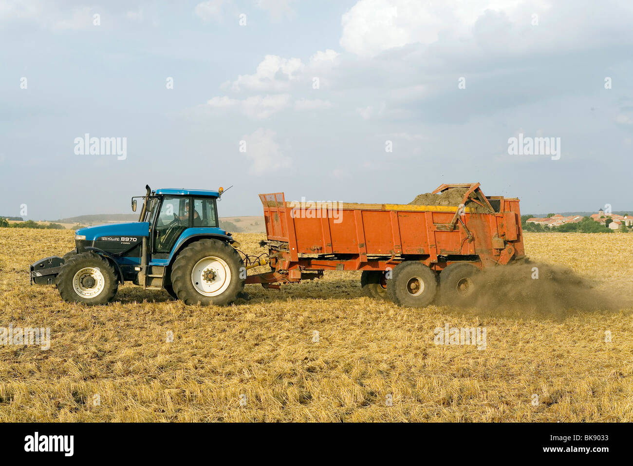 Dung zu verbreiten Stockfoto