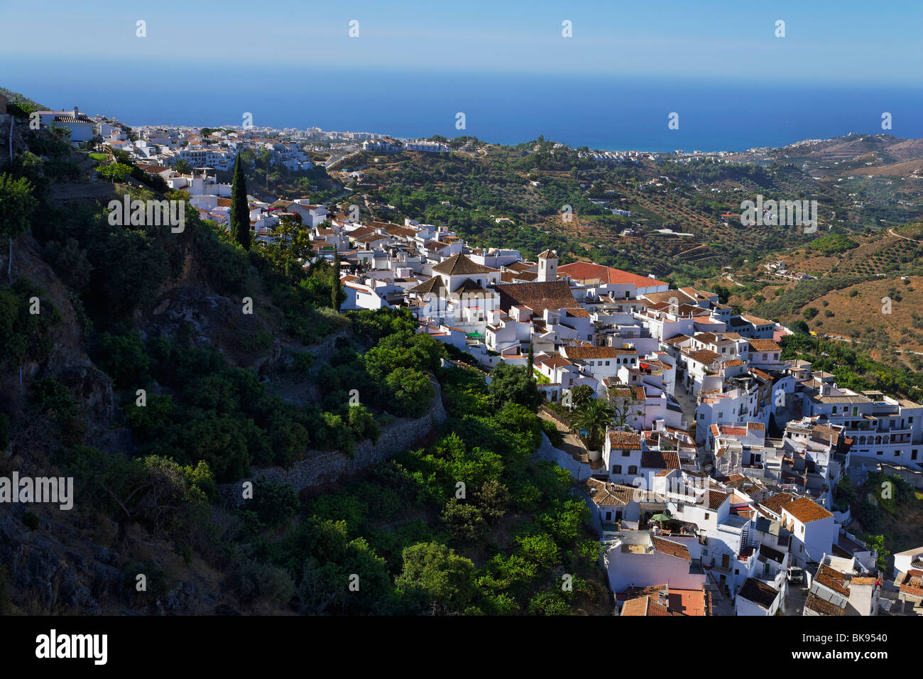 Blick über Frigiliana, Andalusien, Spanien Stockfoto