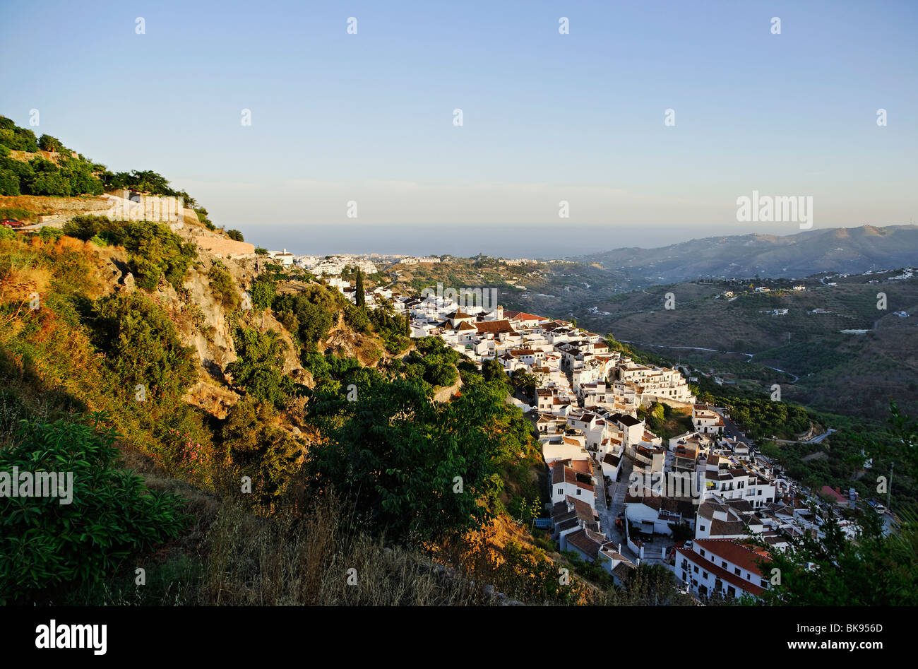 Blick über Frigiliana, Andalusien, Spanien Stockfoto
