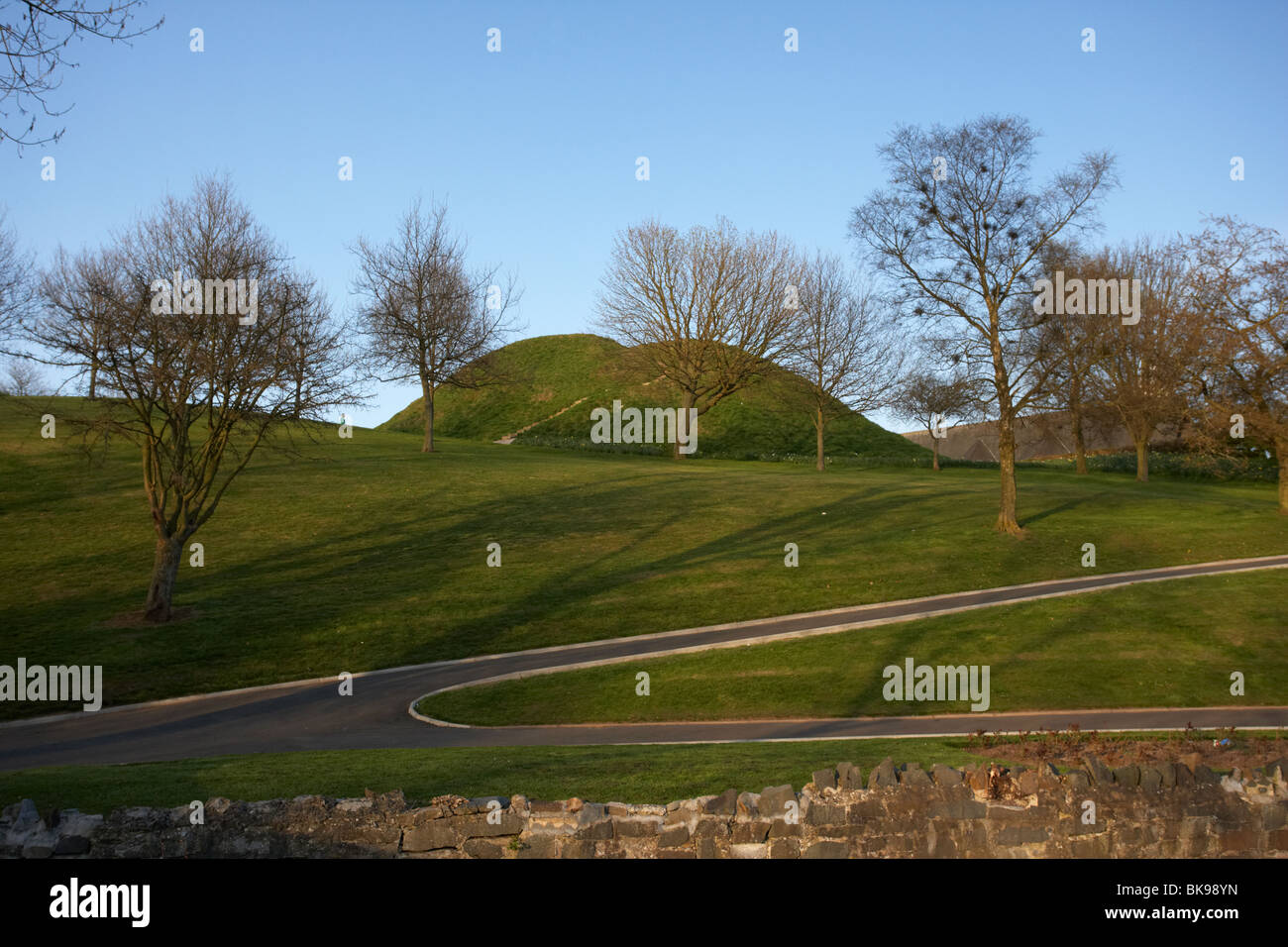 Dundonald Graben oder Motte Mann aus künstlichen Hügel für eine Festung Grafschaft unten Nordirland Vereinigtes Königreich Stockfoto