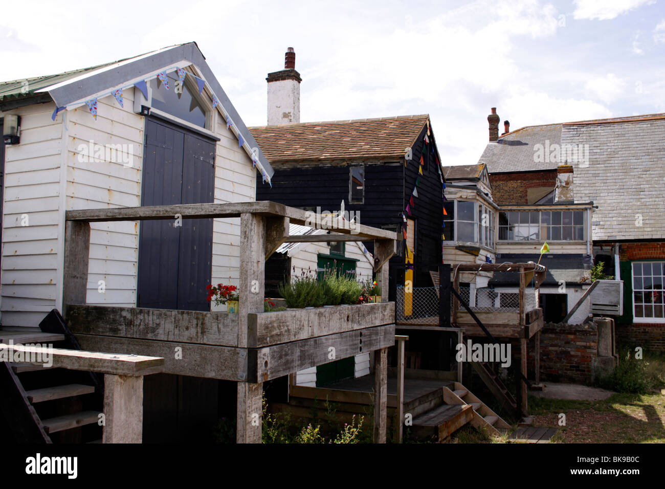 HISTORISCHE HÄUSER AM STRAND IN WHITSTABLE. KENT. UK Stockfoto