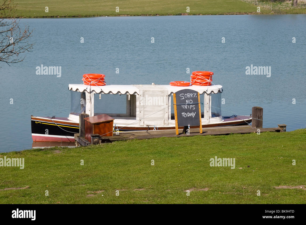 "Sorry, No Reisen heute" starten auf dem See in Holkham Hall Norfolk Stockfoto