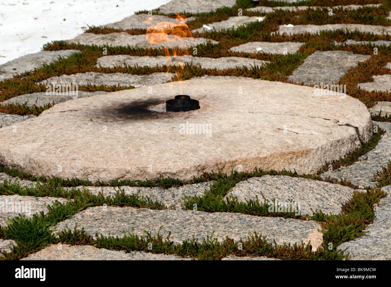 Ewige Flamme am Grab des John F Kennedy auf dem Arlington National Cemetery Stockfoto