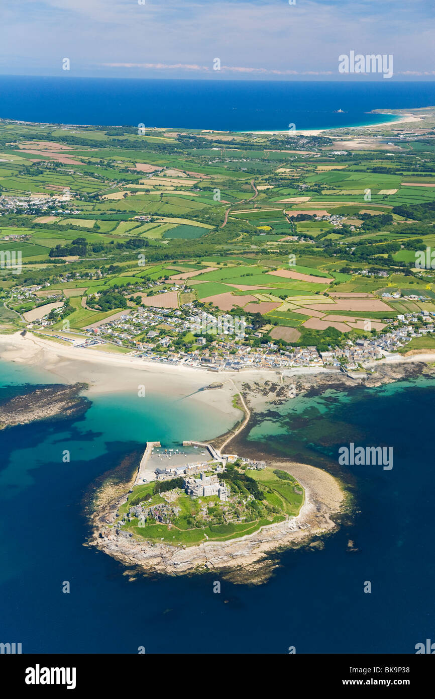 St. Michaels Mount im Sommer, Cornwall, Vereinigtes Königreich Stockfoto