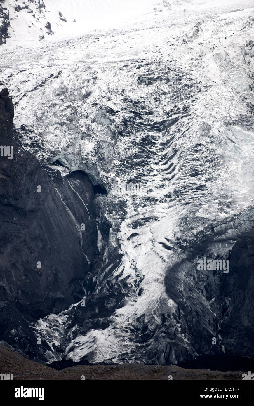 Gigjokull im Eyjafjallajökull, der Gletscher nach der Flut, die unter dem Eis in den Vulkanausbruch kam Stockfoto