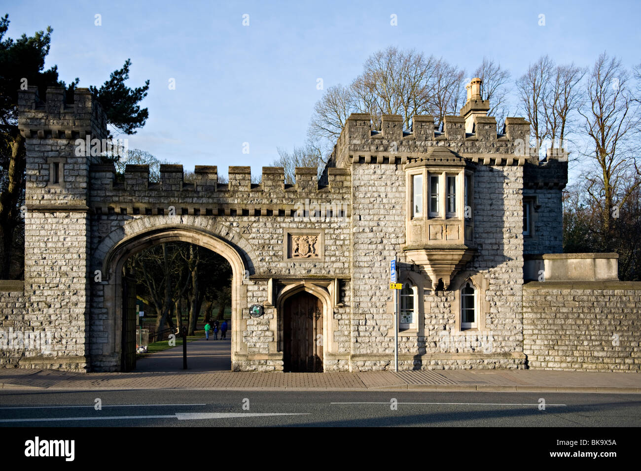 Cardiff Castle Torhaus von Schloss Street, Cardiff, Wales, UK Stockfoto