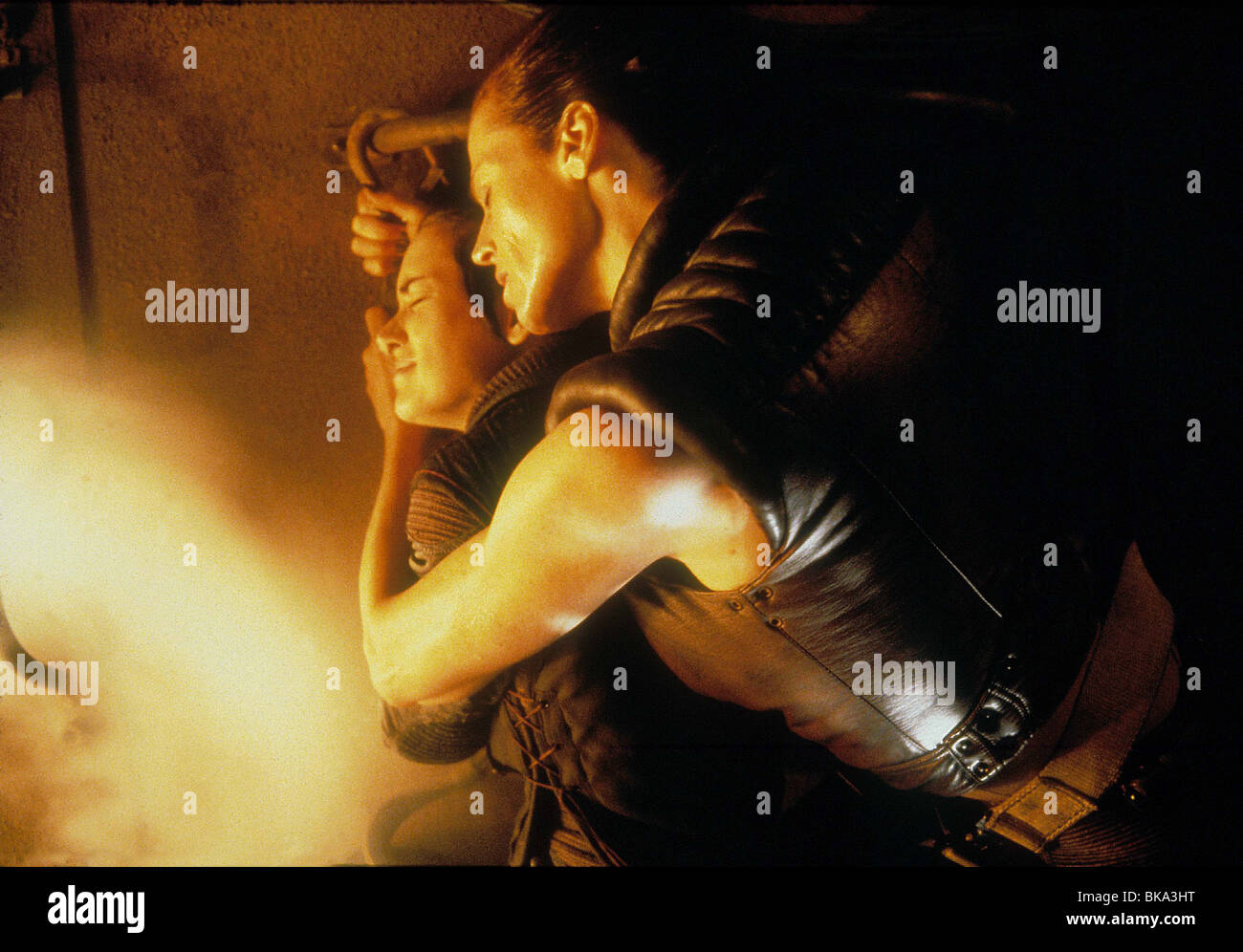 ALIEN: RESURRECTION WINONA RYDER, SIGOURNEY WEAVER ALRN 107 ORIGINAL 35MM Stockfoto