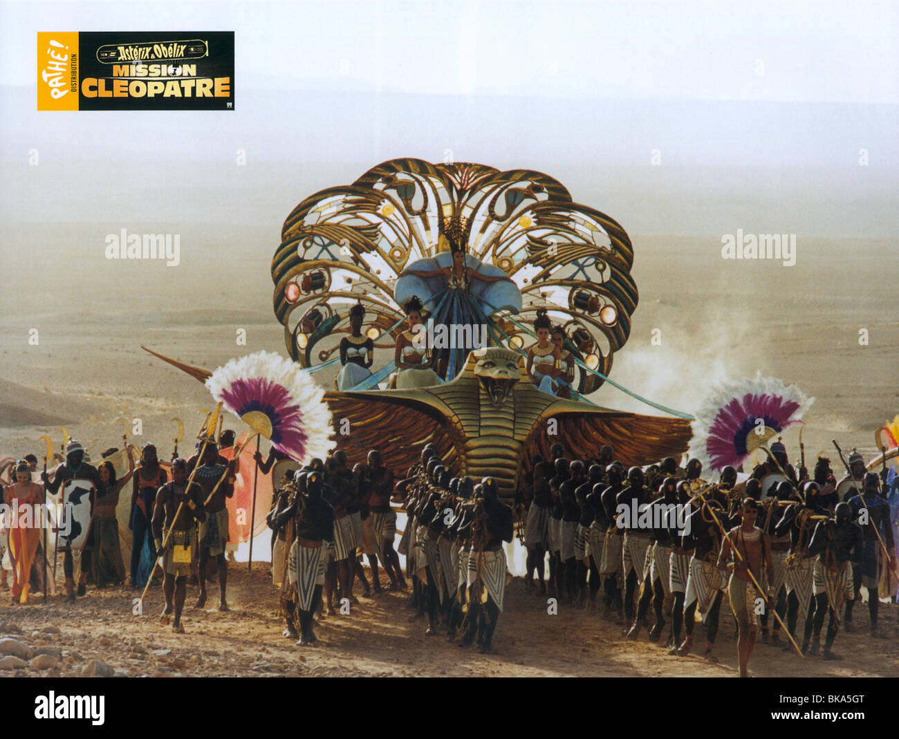 Asterix Obelix Mission Cleopatra 02 Monica Bellucci A 02 008foh Stockfotografie Alamy