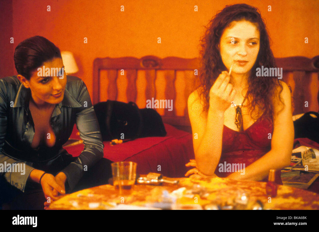 BAISE-MOI (2000) KAREN BACH, RAFFAELA ANDERSON MOI 001 Stockfotografie ...