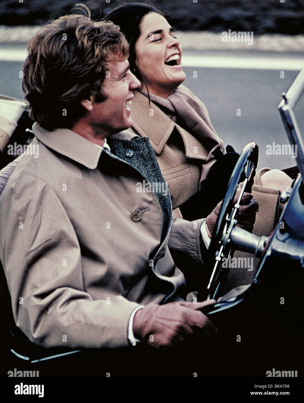 Liebe Geschichte Jahr: 1970 Regie: Arthur Hiller Ryan O' Neal, Ali MacGraw Stockfoto