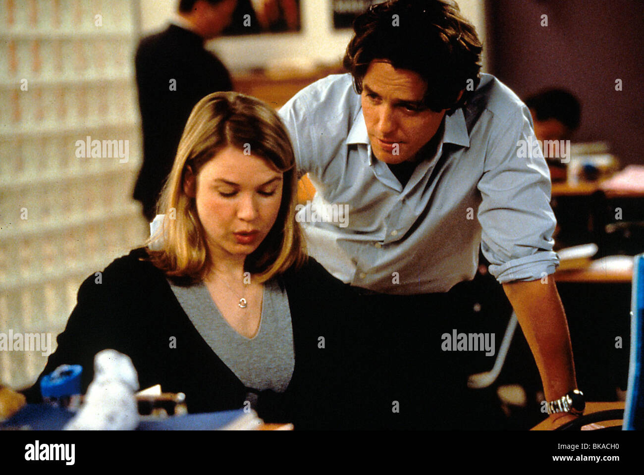 BRIDGET JONES DIARY (2001) RENEE ZELLWEGER, HUGH GRANT BDJI 100 Stockfoto