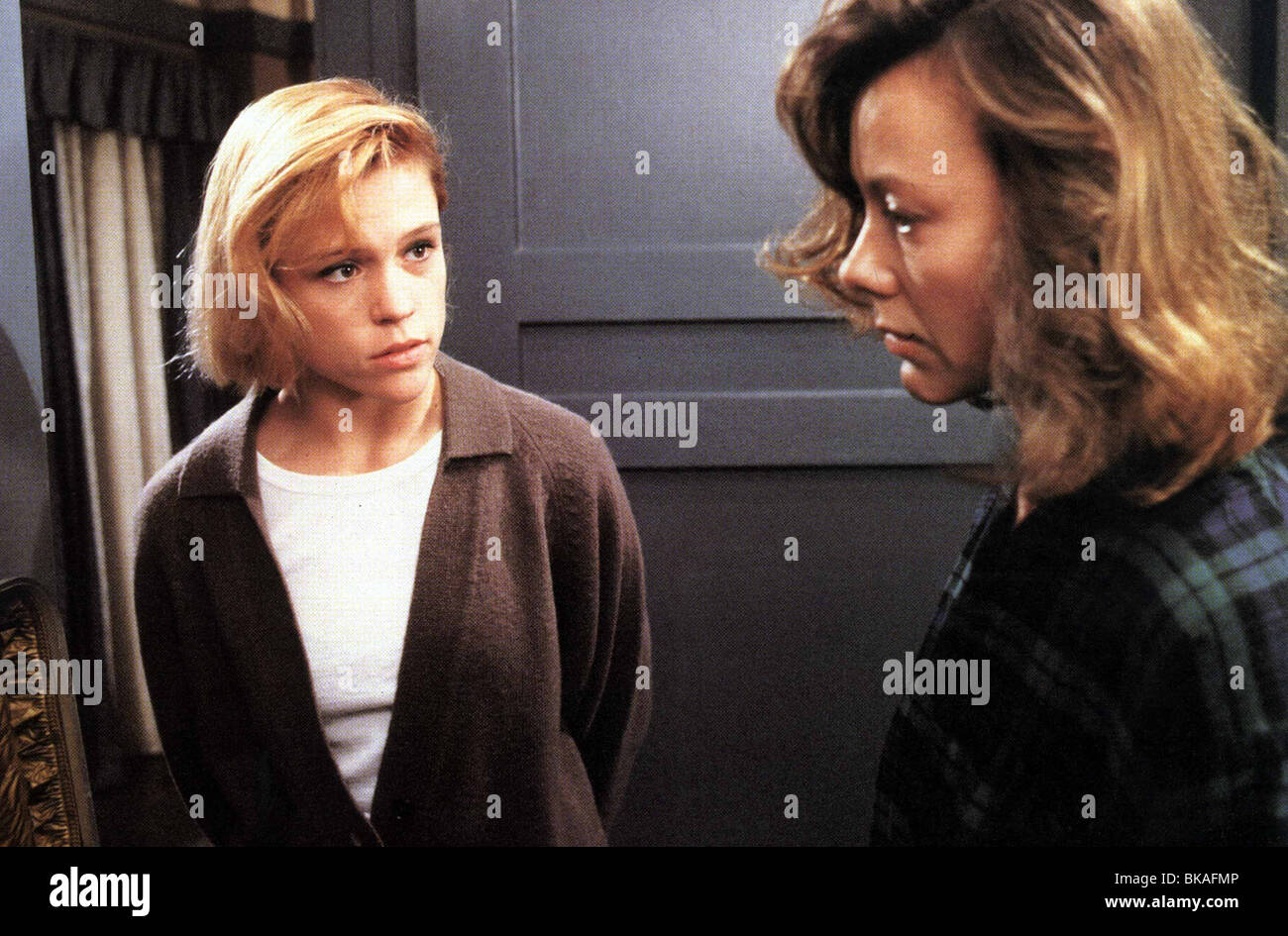 CHILD'S PLAY 2 (1990) CHRISTINE ELISE, JENNY AGUTTER CP2 001FOH Stockfoto