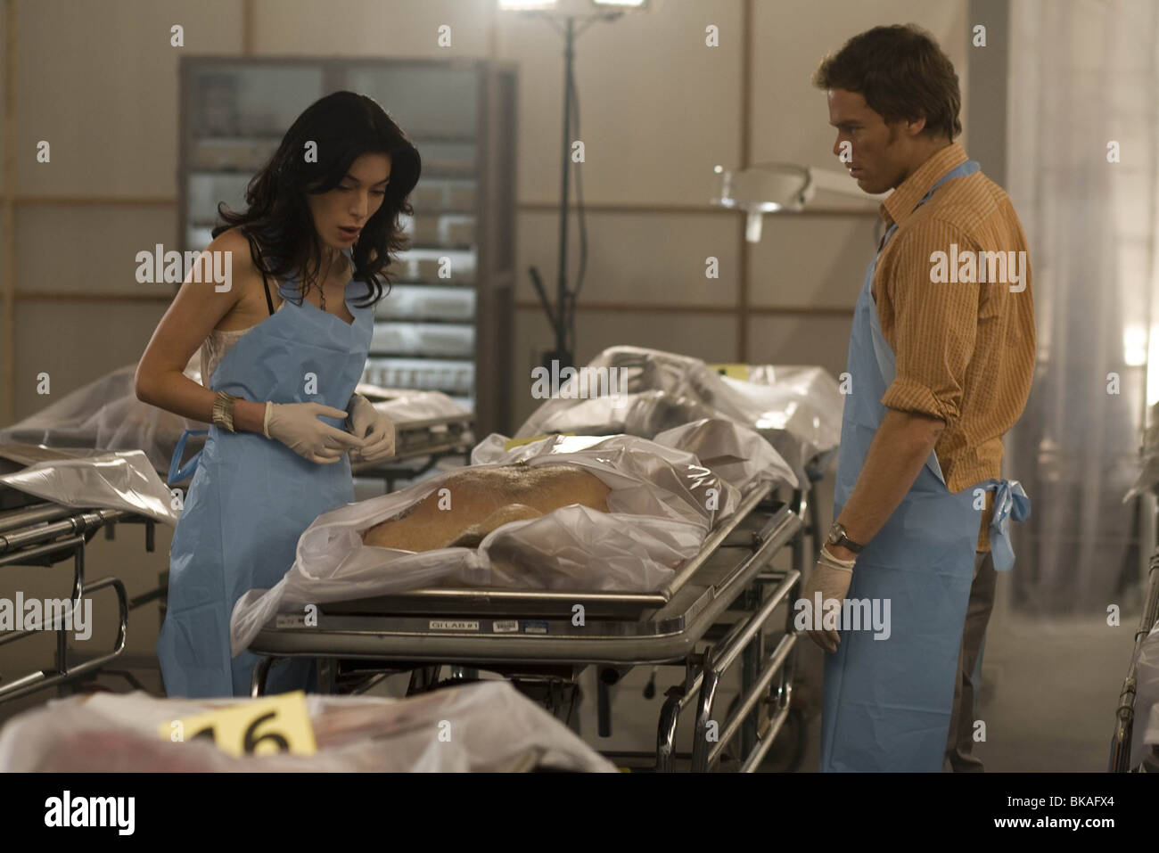 Dexter TV Serie 2006 -??? -USA 2007 - Staffel 2, Episode 4 - durchsichtigen Director Nick Gomez Jaime Murray, Michael C. Hall Stockfoto