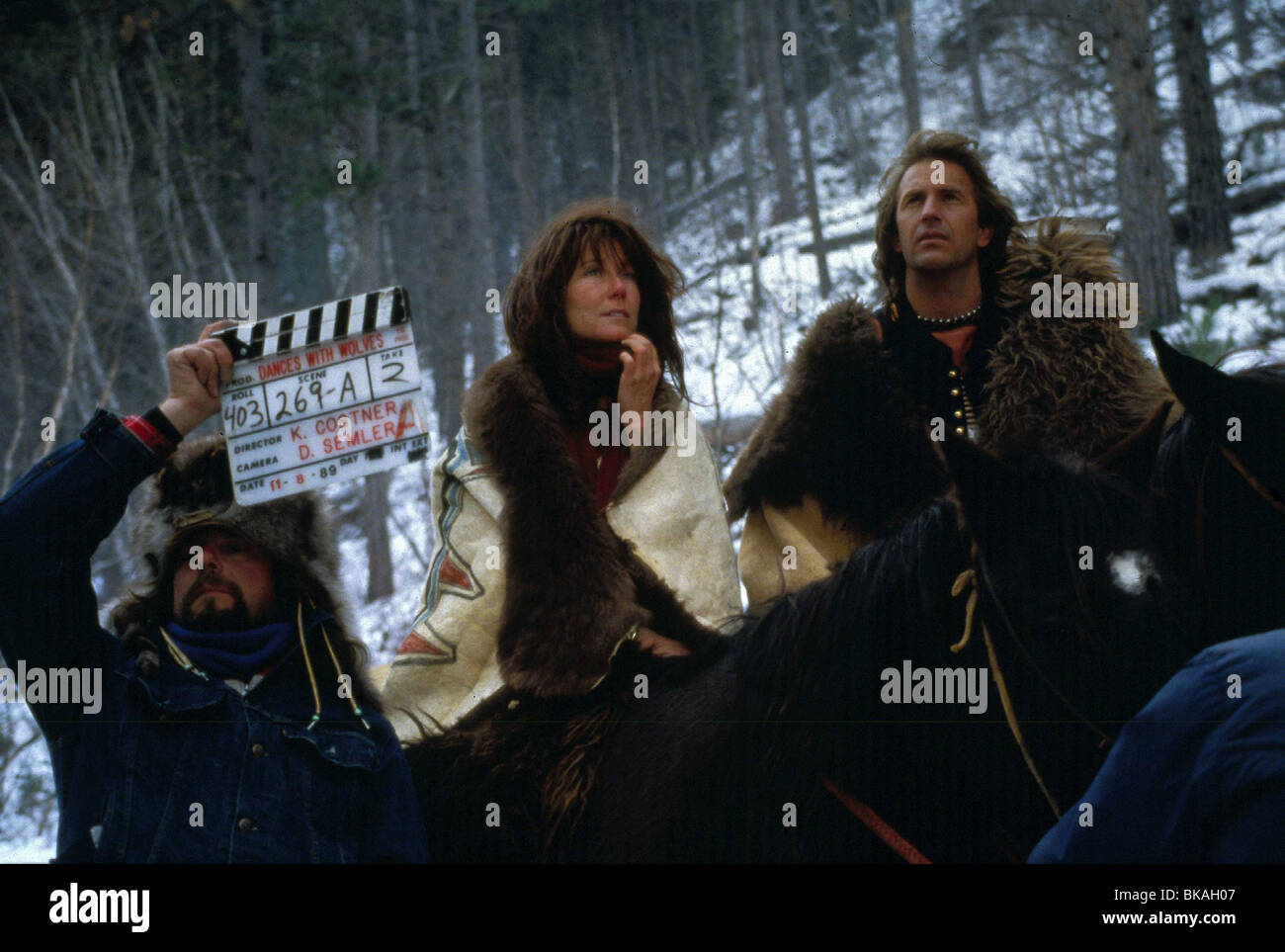 KEVIN COSTNER (DIR) O/S "MIT DEM WOLF TANZT" (1990) MIT MARY MCDONNELL KCT 011 Stockfoto