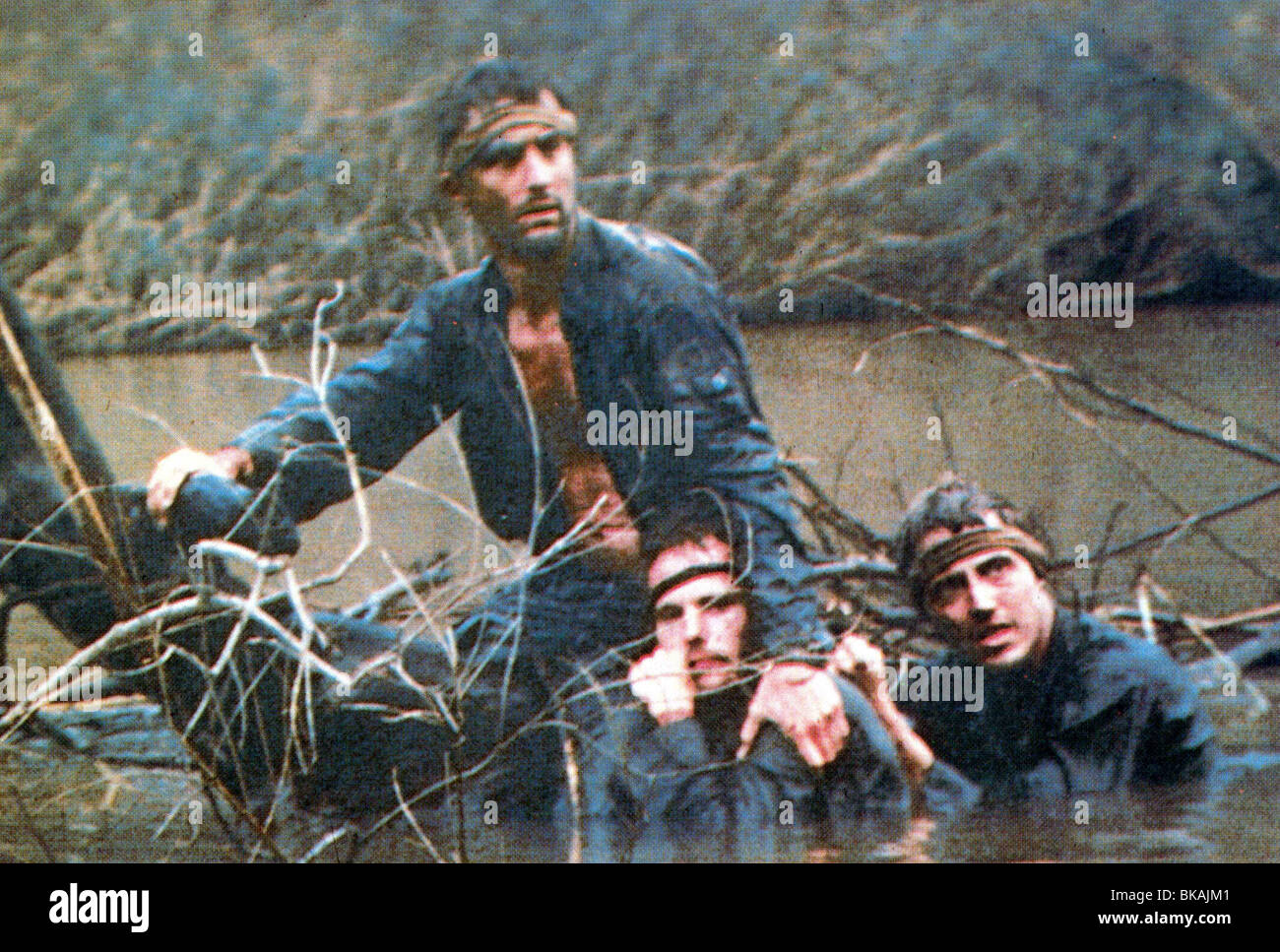 THE DEER HUNTER (1978) ROBERT DE NIRO, JOHN SAVAGE, CHRISTOPHER WALKEN DRH 006FOH Stockfoto