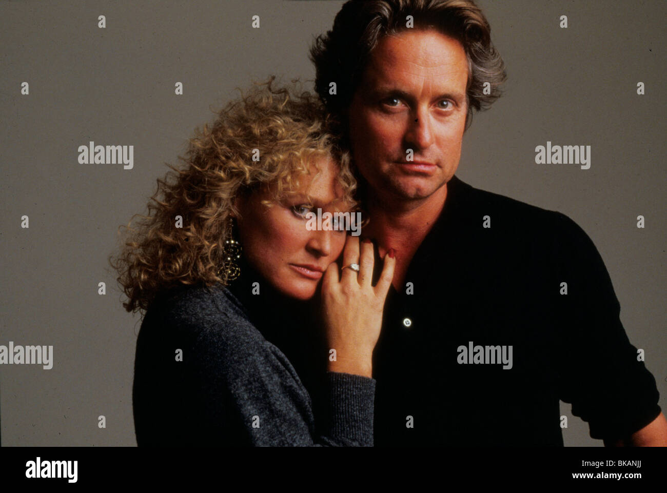 VERHÄNGNISVOLLE AFFÄRE (1987) GLENN CLOSE, MICHAEL DOUGLAS FETT 069 Stockfoto