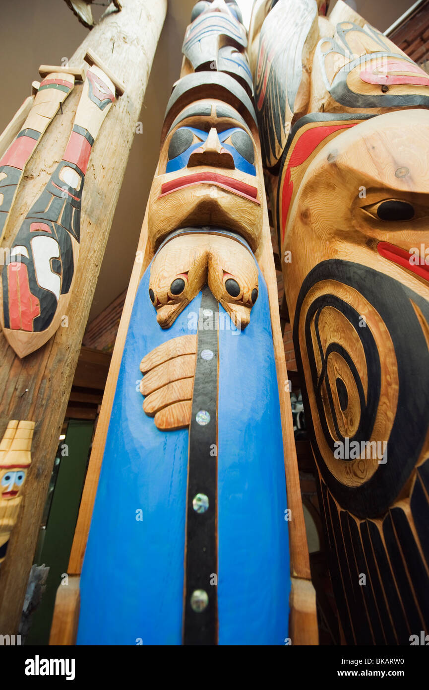Erste Nation-Aborigines-Kunst arbeiten im Ladengeschäft Gastown Vancouver British Columbia Kanada Stockfoto