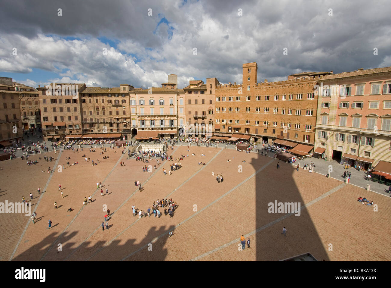 Piazza del Campo mit Schatten, Siena, Toskana, Italien Stockfoto